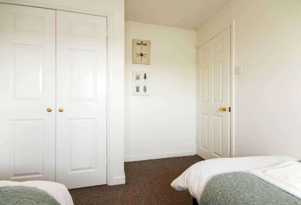 Spacious House, Sleeps 7 People Reading Esterno foto